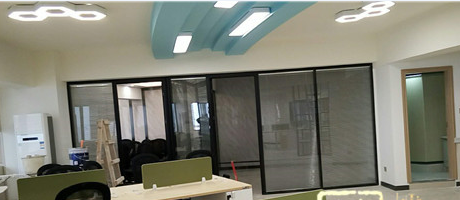 廣西燦源裝飾又一辦公室裝修力作完工拉！效果美美噠！